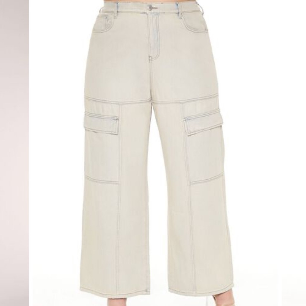*New* Plus Size Wide-Leg Cargo Jeans size 0X